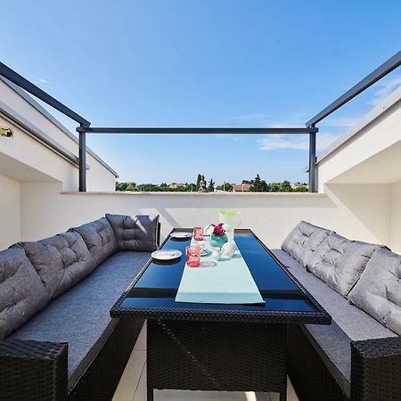 Apartment Sommer Novigrad Istria Eksteriør bilde
