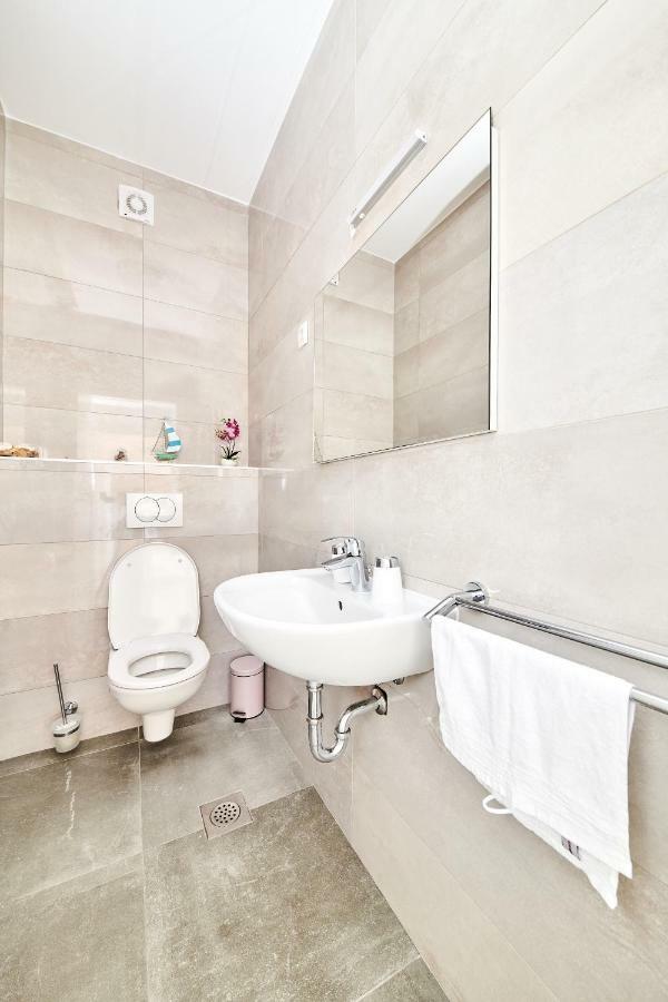 Apartment Sommer Novigrad Istria Eksteriør bilde